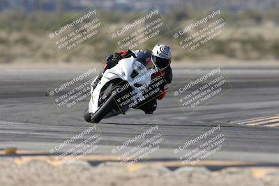 media/Jan-15-2026-Racers Edge (Thu) [[dfebeb70ab]]/3-B Group/Session 2 (Turn 11)/